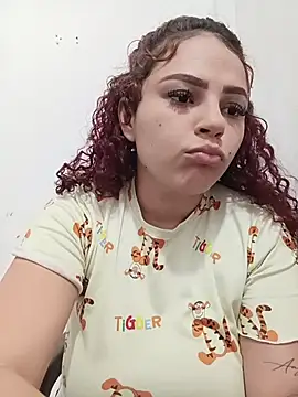 Mommy-Hot online show from 05-27-26, 02:52
