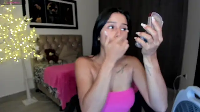 Snapshot of cloe_fox chatting on 01-26-25, 09:18 cloe fox online show from 01-26-25, 09:18