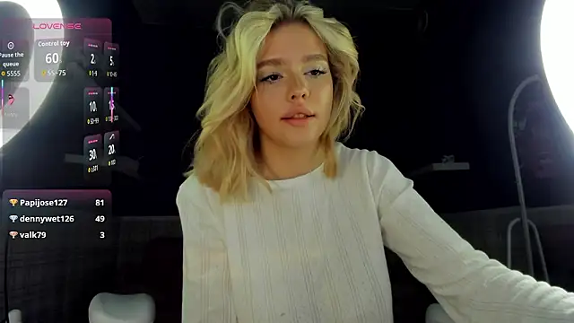 Anna Robinson online show from 03-17-26, 12:46