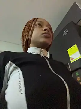 Melany Williams online show from 04-11-26, 04:32