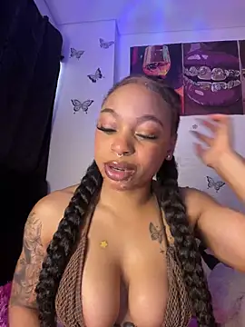 Melany Williams online show from 04-28-26, 02:32