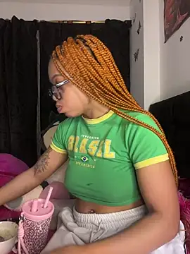 Melany Williams online show from 04-13-26, 01:31