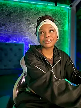 Melany Williams online show from 10-25-25, 12:50