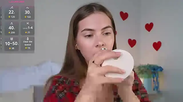 chloi hes online show from 02-12-26, 11:54