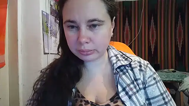 Snapshot of Cora_Maro chatting on 10-19-25, 09:28 Cora Maro online show from 10-19-25, 09:28