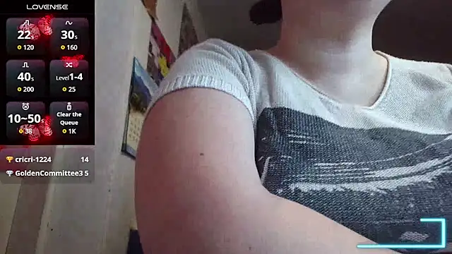Snapshot of Cora_Maro chatting on 06-28-26, 12:50 Cora Maro online show from 06-28-26, 12:50