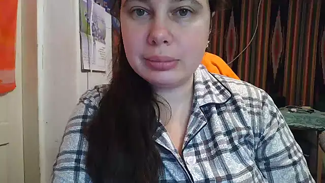 Snapshot of Cora_Maro chatting on 10-20-25, 10:32 Cora Maro online show from 10-20-25, 10:32