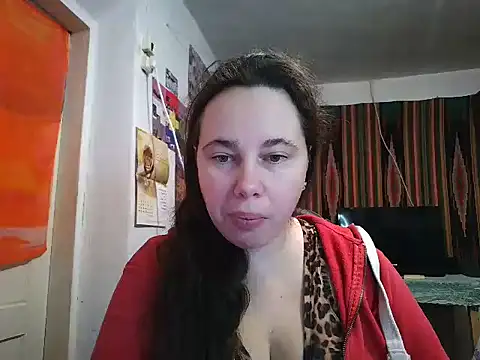 Snapshot of Cora_Maro chatting on 11-23-25, 12:42 Cora Maro online show from 11-23-25, 12:42