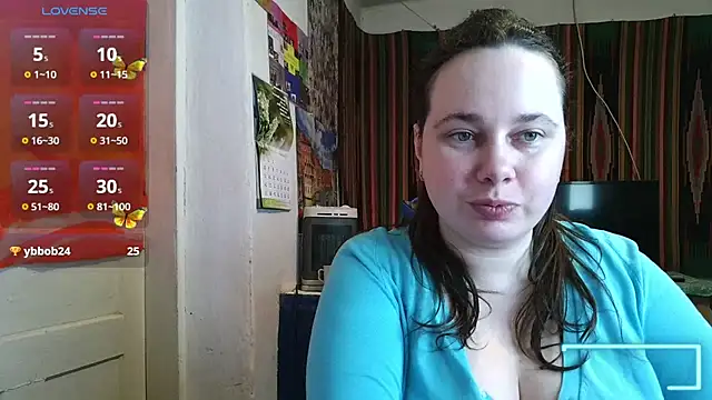 Snapshot of Cora_Maro chatting on 05-22-26, 12:14 Cora Maro online show from 05-22-26, 12:14