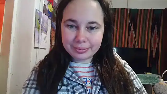 Snapshot of Cora_Maro chatting on 10-26-25, 10:43 Cora Maro online show from 10-26-25, 10:43