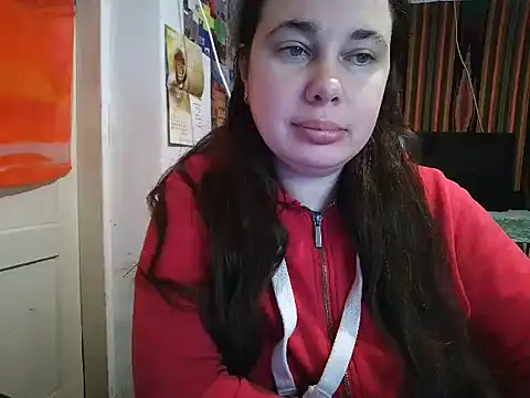 Snapshot of Cora_Maro chatting on 11-24-25, 01:05 Cora Maro online show from 11-24-25, 01:05