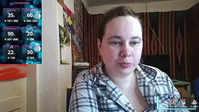 Snapshot of Cora_Maro chatting on 05-21-26, 11:35 Cora Maro online show from 05-21-26, 11:35
