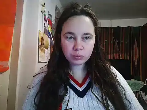 Snapshot of Cora_Maro chatting on 11-10-25, 12:37 Cora Maro online show from 11-10-25, 12:37