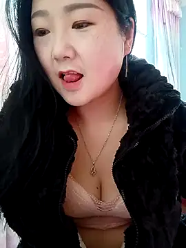 Snapshot of AHL756 chatting on 01-21-25, 02:22 AHL756 online show from 01-21-25, 02:22