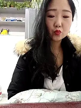 Snapshot of AHL756 chatting on 02-07-25, 07:07 AHL756 online show from 02-07-25, 07:07