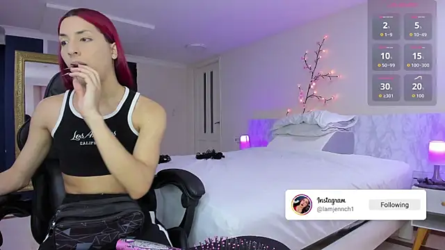 charolbruce 1 online show from 11-06-25, 12:31