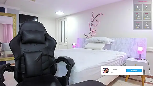 charolbruce 1 online show from 03-09-26, 11:58