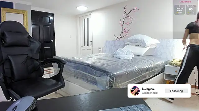 charolbruce 1 online show from 03-13-26, 11:59