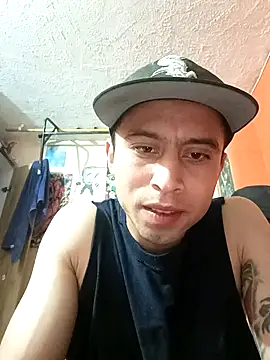 Mich Stev9524 online show from 12-21-25, 01:41