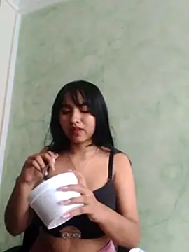 DakotaHoland online show from 11-24-25, 06:30