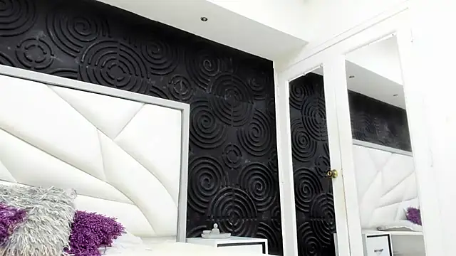 AbigailWilliams  online show from 09-30-25, 11:05