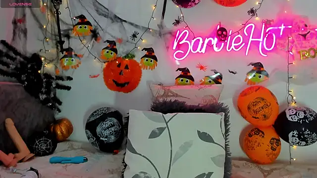 BarbieHotLaura online show from 10-24-25, 07:24