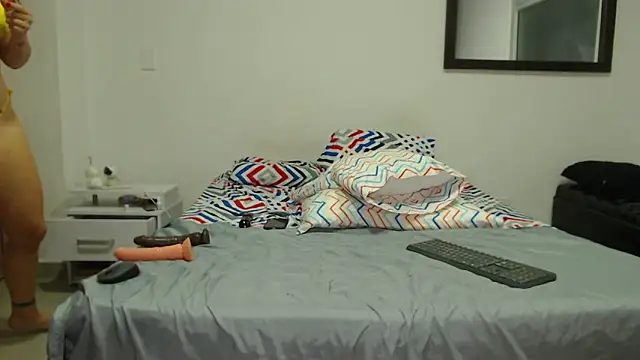 AnnieRoss69 online show from 09-09-25, 11:36