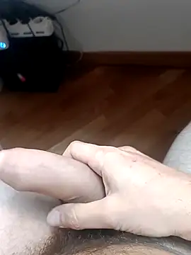 Snapshot of the_lion_69 chatting on 10-21-25, 08:03 the lion 69 online show from 10-21-25, 08:03