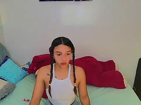 Snapshot of charlotte_0309 chatting on 07-17-26, 03:53 charlotte 0309 online show from 07-17-26, 03:53