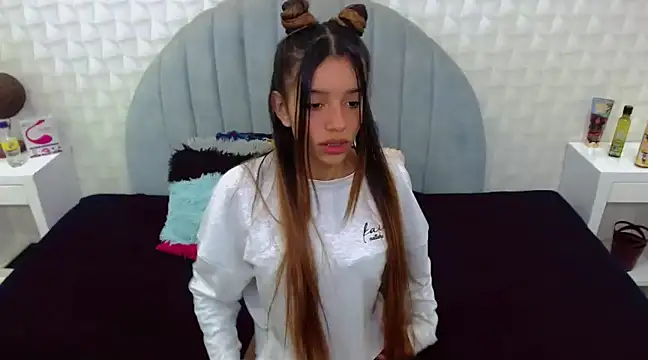 charlotte 0309 online show from 03-18-25, 06:28