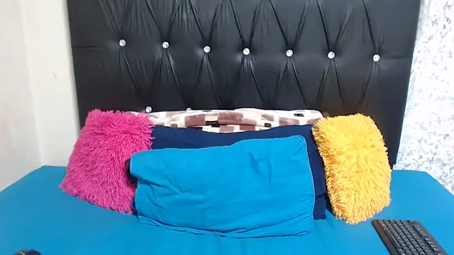 Snapshot of SexyHipsStar chatting on 02-02-25, 07:25 SexyHipsStar online show from 02-02-25, 07:25