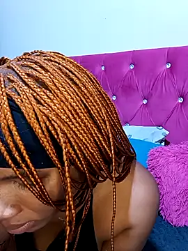 Snapshot of SexyHipsStar chatting on 09-11-25, 08:31 SexyHipsStar online show from 09-11-25, 08:31