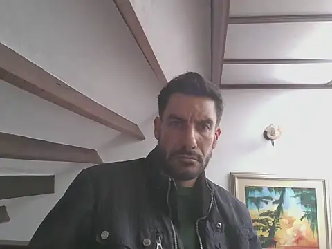 Snapshot of elkike1980 chatting on 04-13-26, 04:00 elkike1980 online show from 04-13-26, 04:00