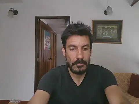 elkike1980 online show from 06-18-26, 03:06