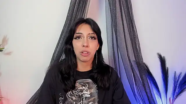 Nyx nayla online show from 03-22-25, 07:04