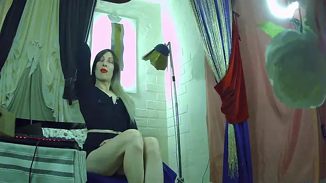 Mary Loon online show from 01-06-26, 12:09