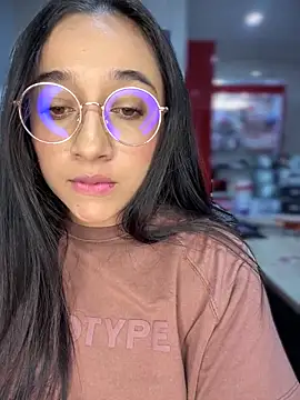 cata megan online show from 03-03-25, 04:43