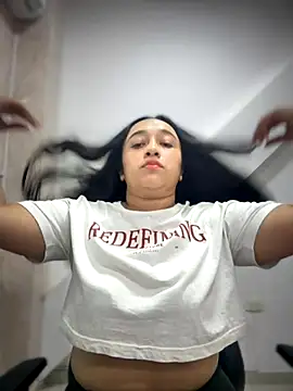 cata megan online show from 11-25-25, 06:03