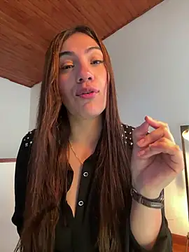 emmily d online show from 04-25-26, 06:49