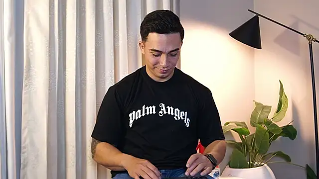 Ryan Hunt online show from 10-24-25, 08:13