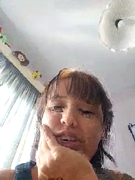 Snapshot of LorenRosse chatting on 10-11-25, 05:52 LorenRosse online show from 10-11-25, 05:52