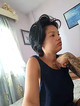 Snapshot of LorenRosse chatting on 09-14-25, 06:36 LorenRosse online show from 09-14-25, 06:36