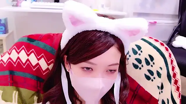 oxo yuna oxo online show from 12-29-24, 01:17