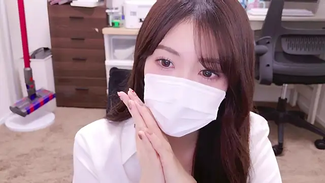 oxo yuna oxo online show from 03-11-25, 12:28