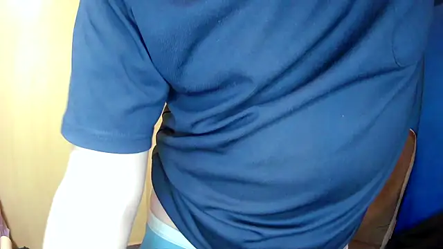 agaupt2 online show from 03-20-25, 04:42