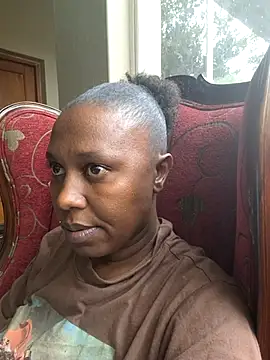 Snapshot of YourDreamLady22 chatting on 02-15-25, 11:50 YourDreamLady22 online show from 02-15-25, 11:50