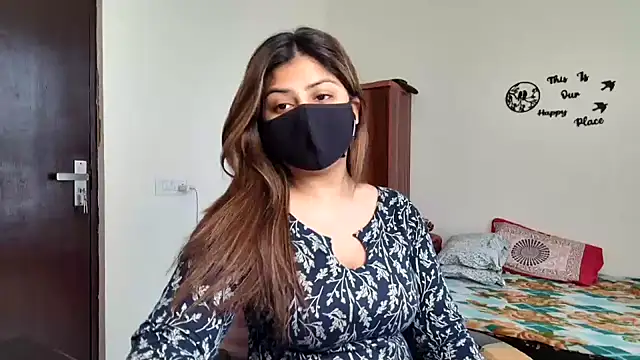 Hoty-Shivangi online show from 02-26-26, 08:58