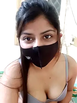 Snapshot of Hoty-Shivangi chatting on 02-26-25, 10:16 Hoty-Shivangi online show from 02-26-25, 10:16