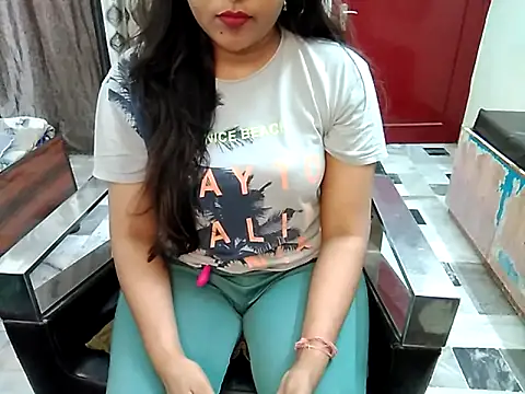 aarushi sharmaa online show from 09-14-25, 05:24