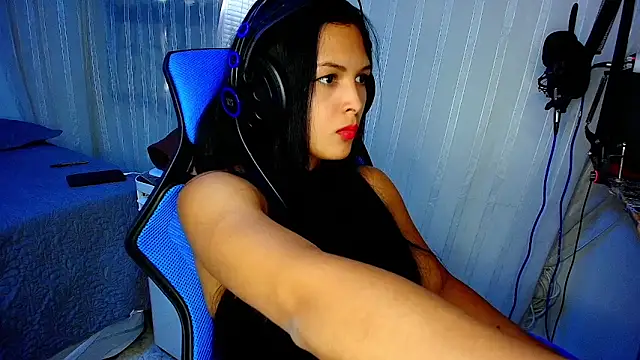 MOMMYJEVAA online show from 03-11-25, 08:53